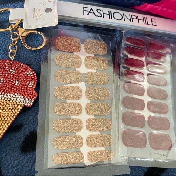 🍀New Estee Lauder Pink White Blue Quilted Cosmetic Bag with goodies - Picture 8 of 11